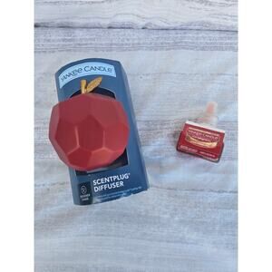 Yankee Candle ScentPlug Diffuser Red Design with Refill & Packaging NIB